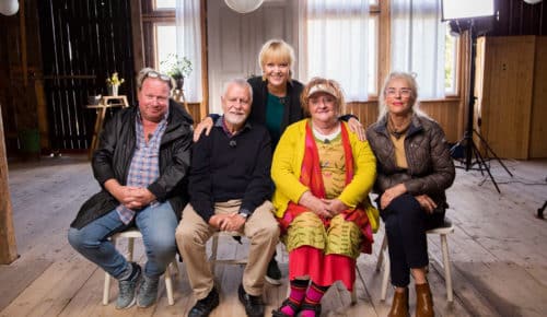 Deltagarna i UR:s programserie Seniorsurfarna