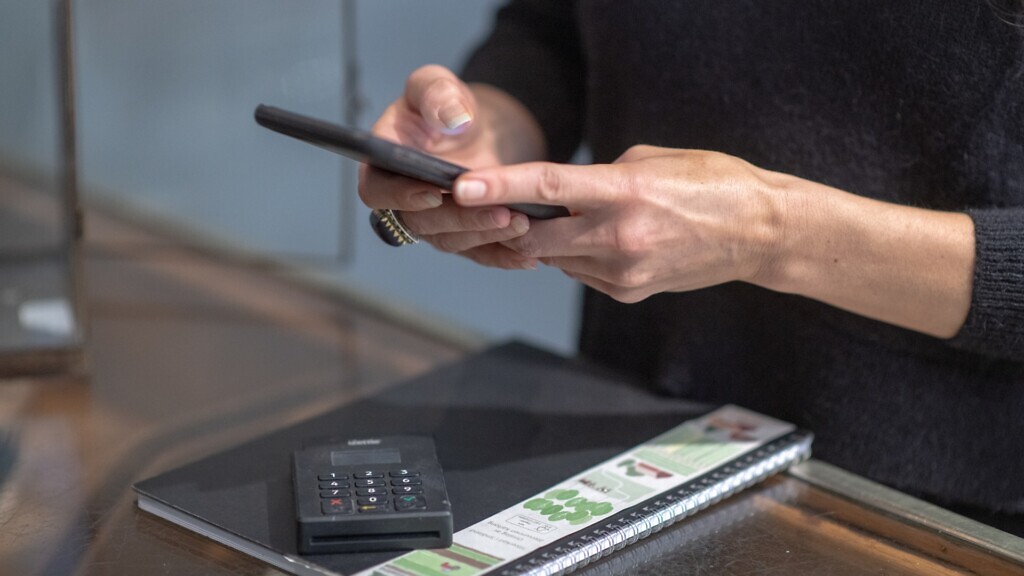 5G är namnet på femte generationens mobilnät, alltså det nät som används av till exempel mobiltelefoner för att koppla upp mot internet. 